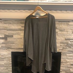 Grey LuLaRoe Lindsay Cardigan Medium